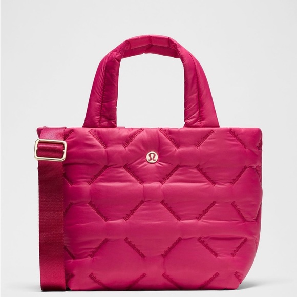lululemon athletica Handbags - Lululemon Quilty Pleasure tote in Berry Rumble EUC